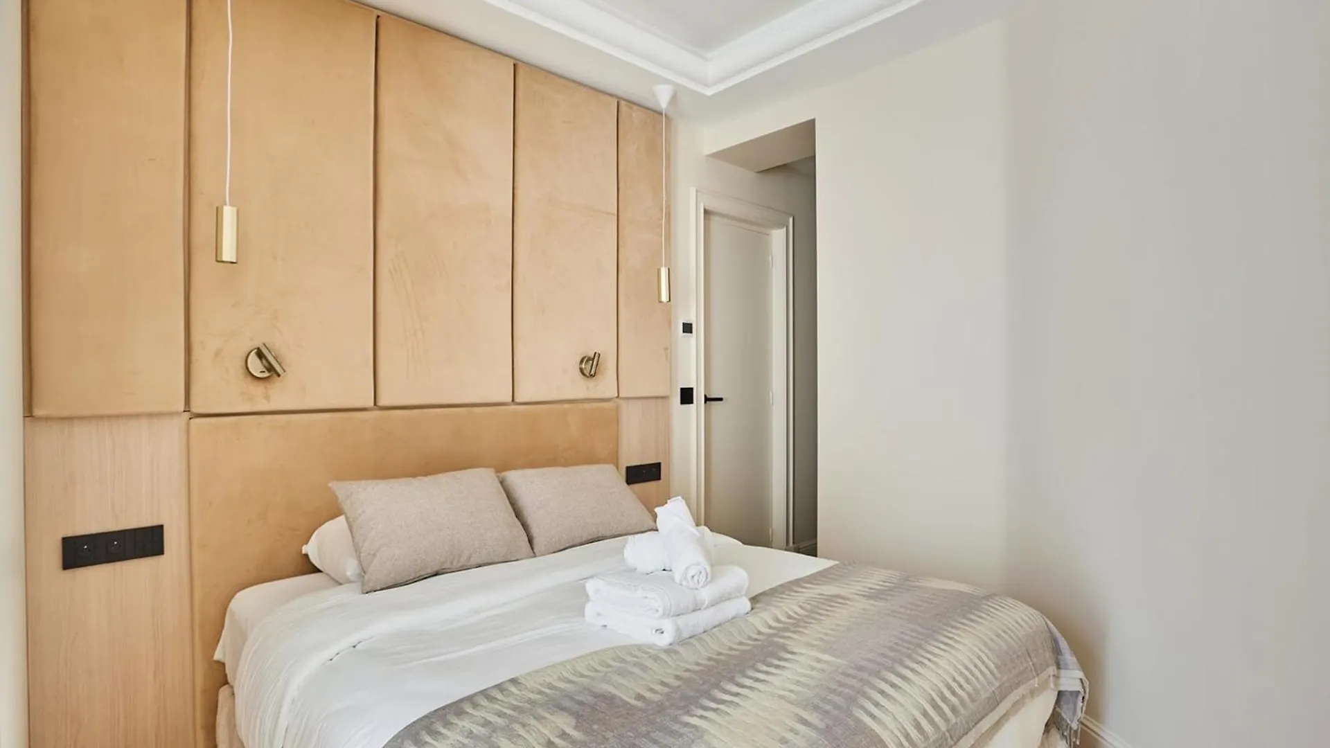 Incredible Le Marais Apartment With Terrace Paris