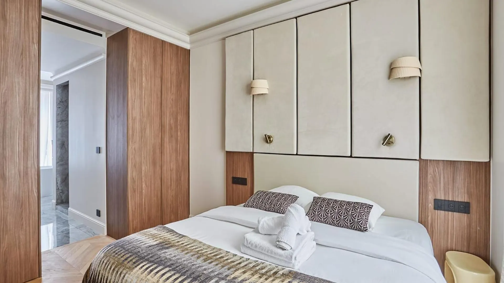 Incredible Le Marais Apartment With Terrace Paris