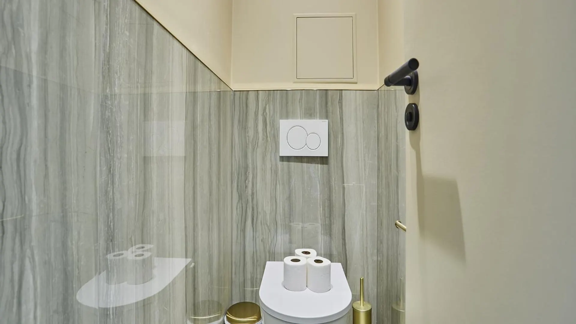 Incredible Le Marais Apartment With Terrace Paris 0*,