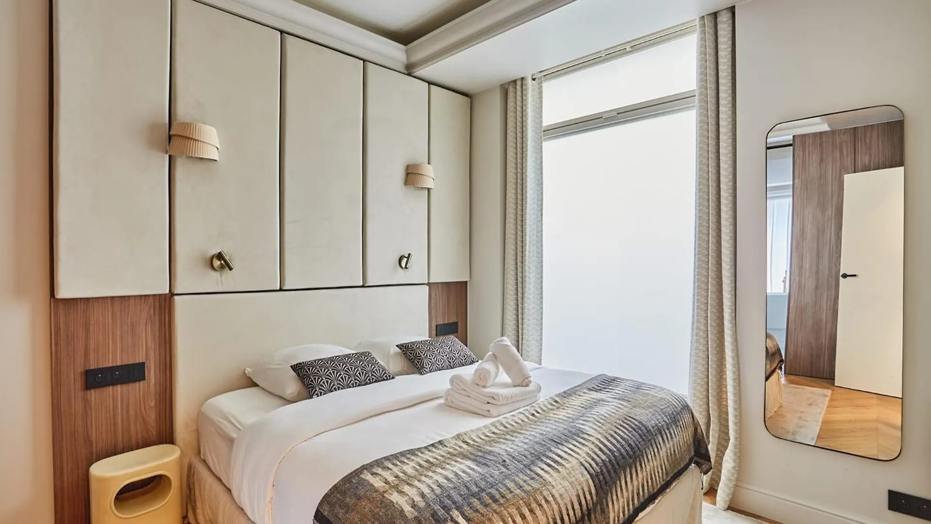 Incredible Le Marais Apartment With Terrace Paris